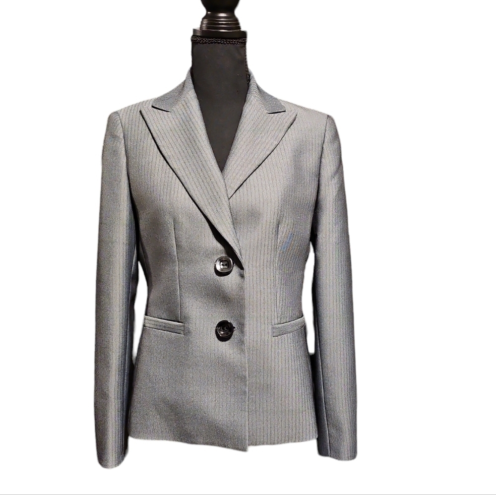 Le Suit Grey Double Button Peak Lapel 100% Polyester Fully Lined Blazer Size 6
